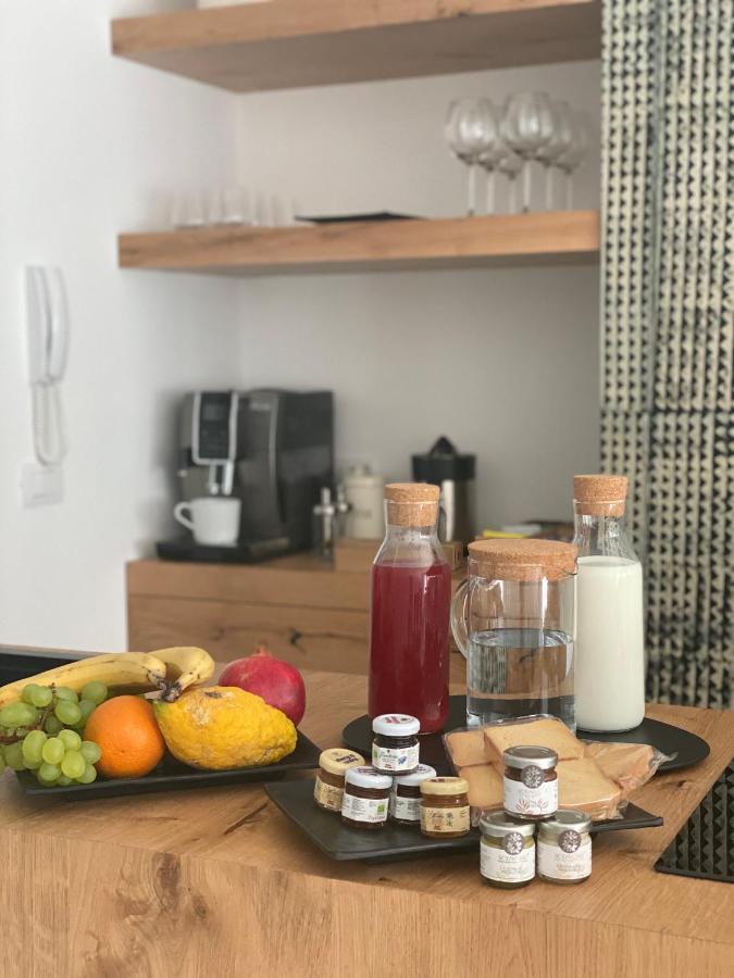 Near Ortigia Bed & Breakfast Сиракуза Екстериор снимка