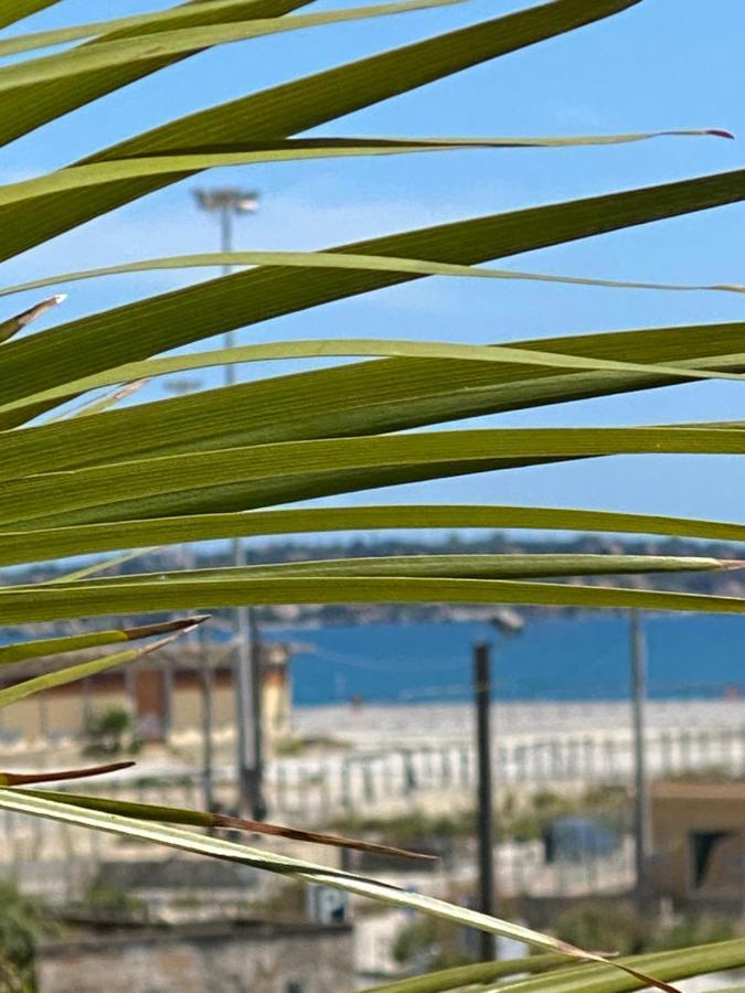 Near Ortigia Bed & Breakfast Сиракуза Екстериор снимка